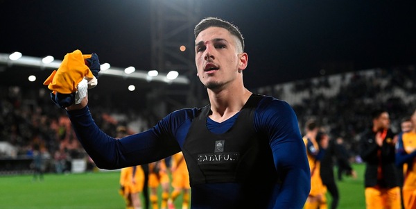 Juve, il papà di Bernardeschi e Zaniolo: il viola va di moda a Torino