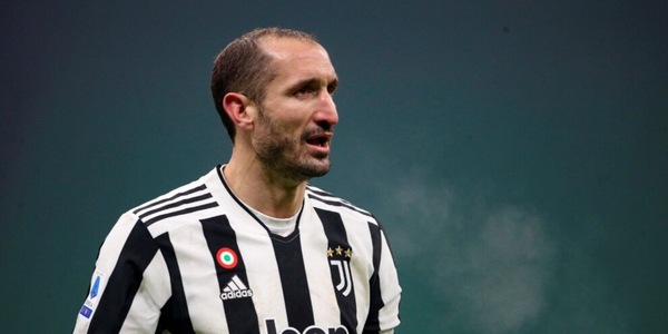 Chiellini: "Mi manca la Champions. Ritiro? Devo sentire Ibrahimovic"
