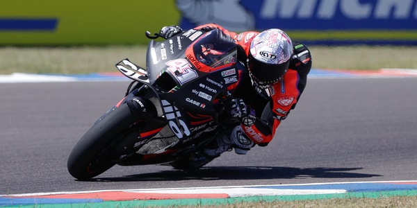 MotoGp, Aleix Espargaro davanti nelle FP2 in Argentina. Q1 per Bagnaia