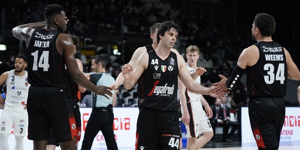 Serie A, Tortona resiste un tempo: la Virtus Bologna domina 101-83