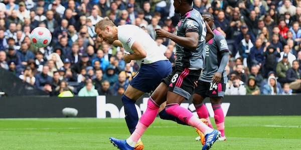 Conte stende il Leicester, ma l'Arsenal resta 4°. Lampard batte il suo Chelsea