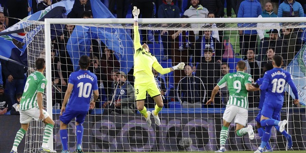 Liga, il Betis pareggia con il Getafe: Simeone ringrazia, Atletico 4° a +3