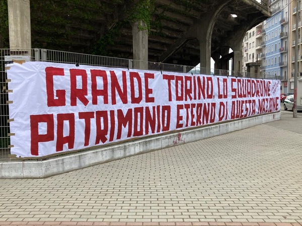 Grande Torino: riapre il Filadelfia, la commozione dei tifosi