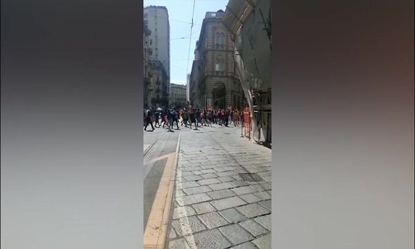 I tifosi del Barcellona Femminile invadono Torino