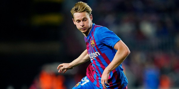 Sport: "De Jong verso il Manchester United"