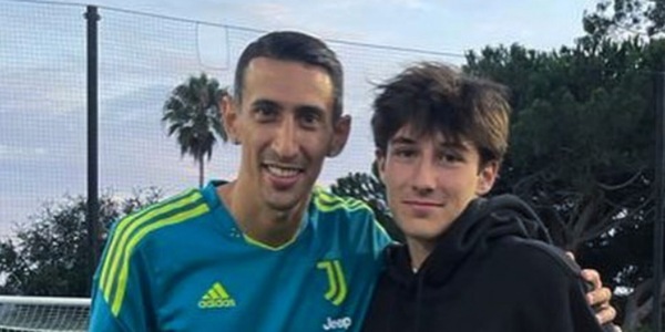 Juve, con Di Maria-Del Piero a tutta fantasia. Caccia aperta ai selfie a Torino