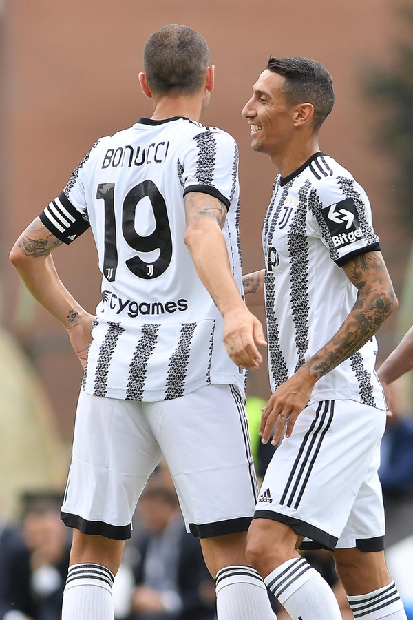 Juve, a Villar nel segno di Locatelli e Bonucci