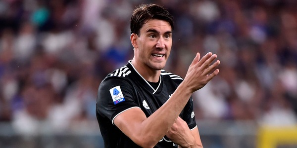 Juve, Vlahovic al buio: la solitudine del numero 9