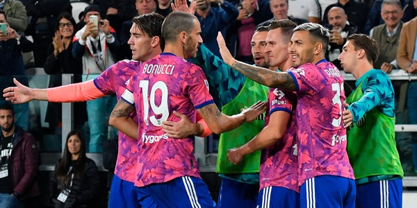 La Juve riparte: 3-0 al Bologna