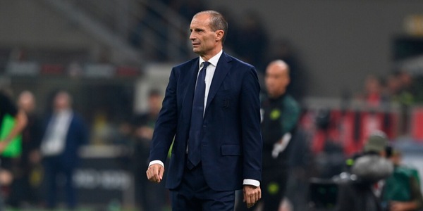 Allegri, troppi cambi tra ruoli e moduli. Così non funziona!