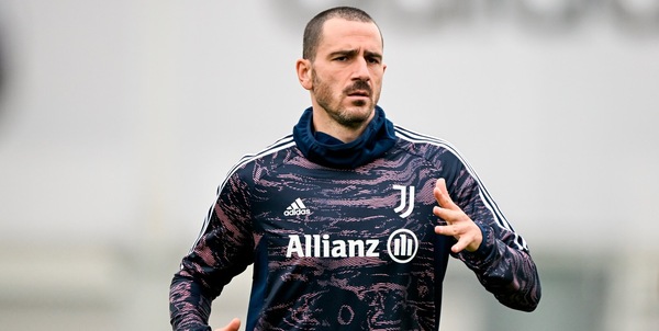 Juventus, Bonucci e le critiche: il post social della moglie