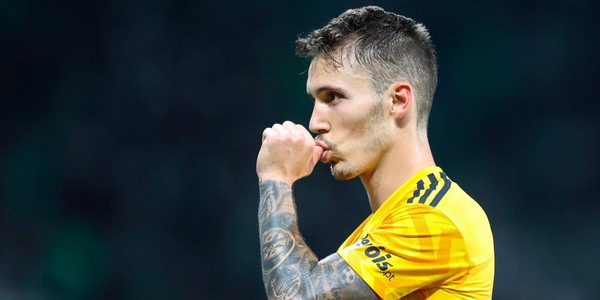 Juventus, Grimaldo dopo Ronaldo e De Ligt? La richiesta dei tifosi Benfica