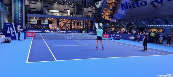 Atp Finals Torino, Fritz si allena: che potenza i suoi colpi!
