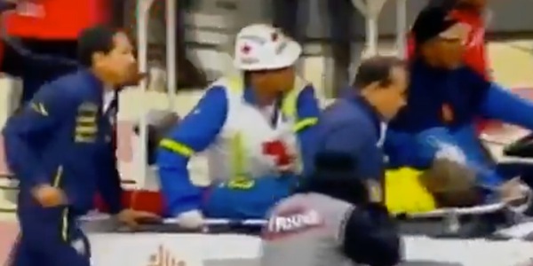 Ecuador, quando Valencia scappava in barella dai poliziotti: l'incredibile episodio