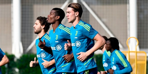 Bremer in gruppo: pronto per Napoli-Juventus. Pogba e Vlahovic con i giovani