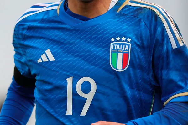 Ciammaglichella e Turco in campo con le nuove maglie Italia