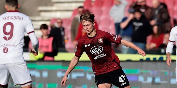 Salernitana-Juve, la partita di Nicolussi Caviglia: Allegri lo osserva