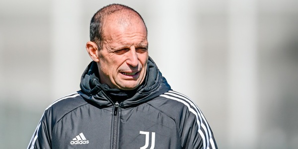 Juventus, Continassa aperta ai tifosi: ci sono Allegri e Pogba, assente Vlahovic