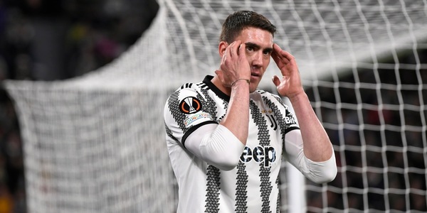 Vlahovic, settimana della verità: a Reggio Emilia con vista Lisbona