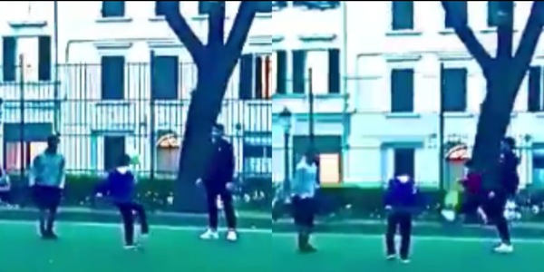 Fiorentina, Cabral gioca per strada: la partitella in porta con i bambini