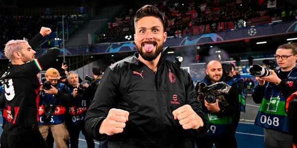 Milan, è ufficiale: Giroud rinnova con i rossoneri