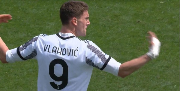 Iling mette le ali alla Juve, Vlahovic mette ko Atalanta e cori razzisti