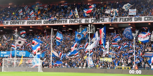 Sampdoria in B, striscione di protesta contro l'Empoli: "Fuori dai c..."