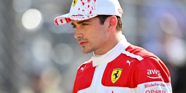 F1, cuore Leclerc: kit Ferrari del GP Monaco all'asta per Emilia Romagna