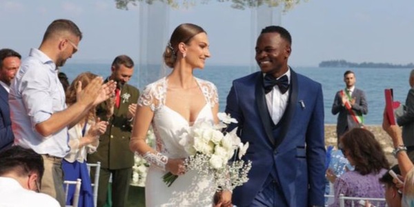 Ricordate Obinna? Vive in Italia e si è anche sposato. Il retroscena