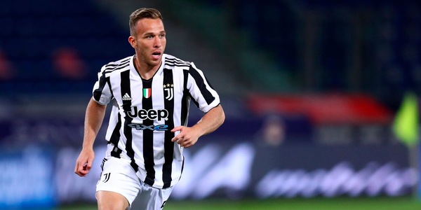Arthur e Fiorentina sono sempre più vicini. E La Juve non molla Holm
