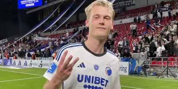 Champions, l'incredibile storia: elimina il papà allenatore con una tripletta
