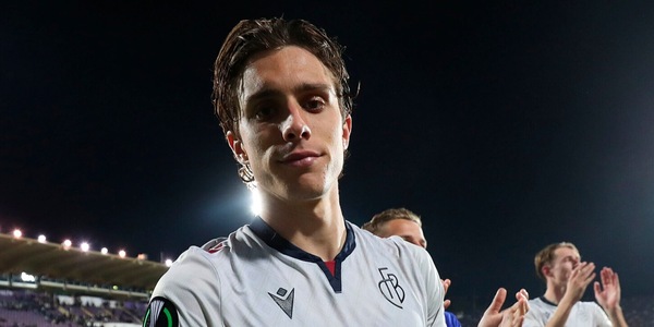 Milan, duello mercato per il ruolo di terzino: è sfida Calafiori-Mazzocchi
