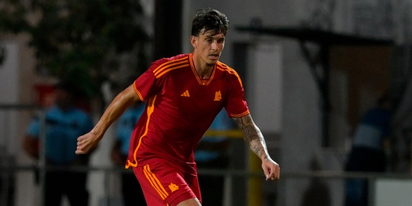 Ibanez all’Al-Ahli, la risposta della Lazio al tweet della Roma è virale
