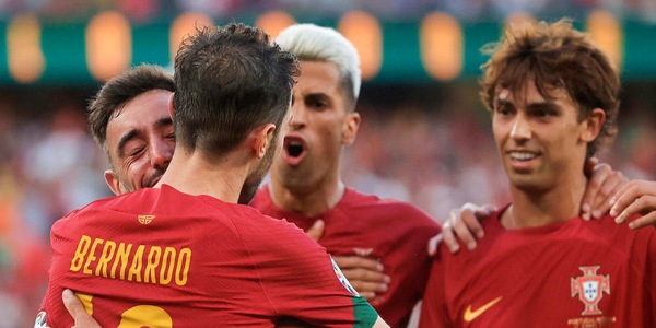 Barcellona, mossa disperata per un ex Juve: niente Neymar e Bernardo Silva