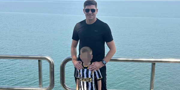 Gerrard, il figlio veste ancora Juventus: la foto diventa virale