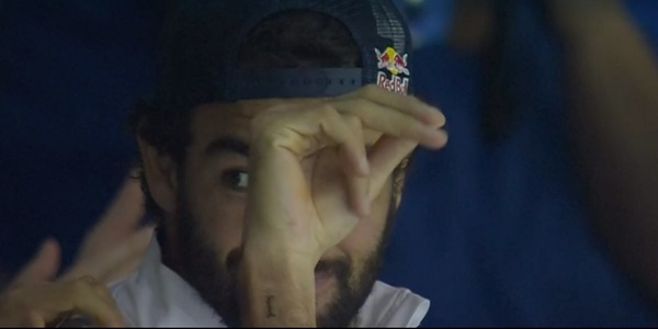 Berrettini si traveste da Salt Bae per Sinner: il gesto in Coppa Davis