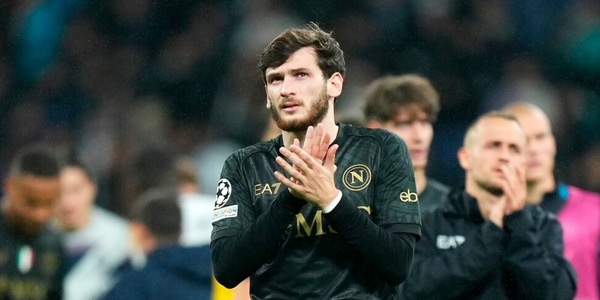 Kvaratskhelia, il padre insiste: "Sogna di giocare nel Real Madrid"