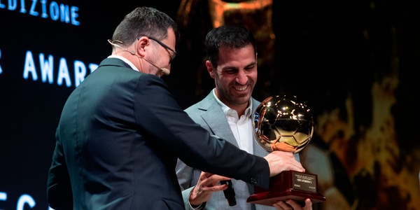 Fabregas, la vecchia e la nuova carriera: riparte dalle partite a mezzanotte