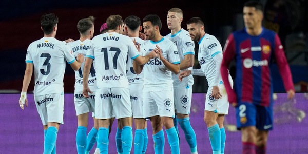 Girona infinito, poker al Barcellona: vetta riconquistata, Real secondo