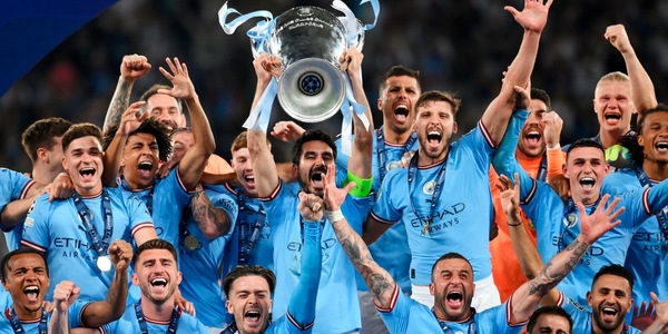 Superlega e calcio nel futuro: soldi, arabi, norme e altre superbufale