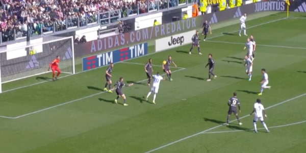 Juve, disastro difesa sul pari del Frosinone: l'amaro commento di Allegri