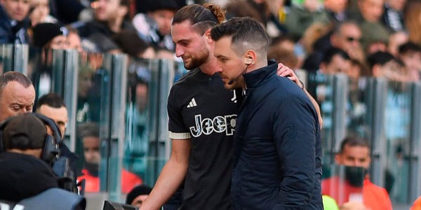 Rabiot, la foto social dell'infortunio impressiona: "Ecco com'è finita..."