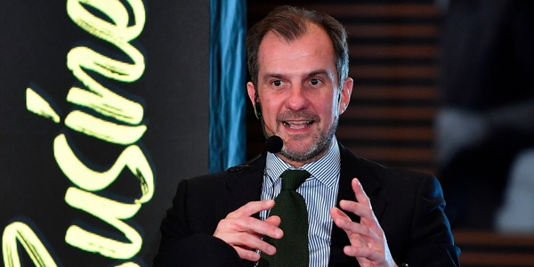 Calvo a sorpresa: “Sogno la Juve a Milano”. Poi parla del nuovo sponsor