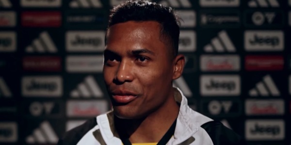 Alex Sandro e l’addio alla Juve: “Ne parlerò piangendo. Ogni tanto Allegri…”