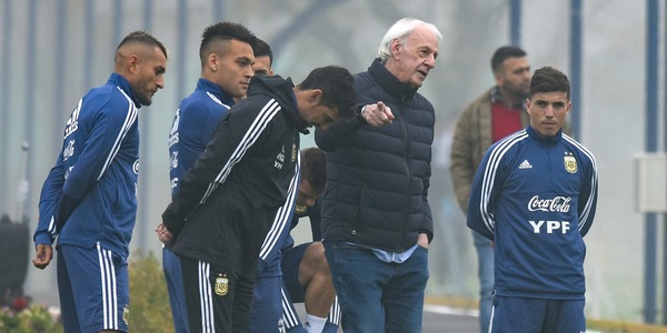 Menotti, Argentina in lutto: addio al Flaco, aveva 85 anni