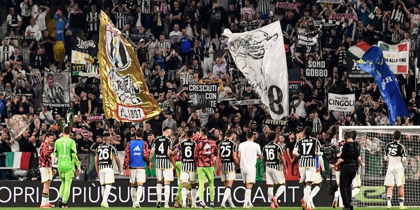 Juve, Stadium in silenzio e avviso ai giocatori: "Le cose si vengono a sapere"