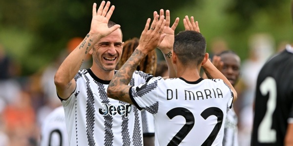 La Juve posta Thiago Motta: spuntano Bonucci e Di Maria che commentano così