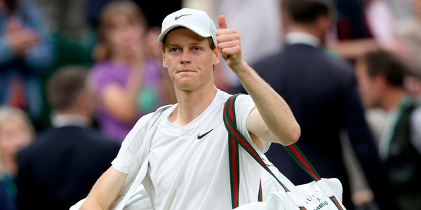 Sinner è cresciuto! Il caso Atp: “Jannik, meglio tardi che mai”