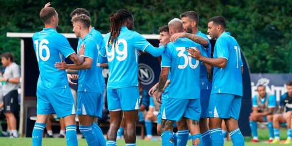 Tris Napoli, Lecce e Como show in Austria e Spagna. Due ex Juve in gol