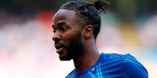 Sterling e gli effetti di Guardiola: "Se vuoi qualcosa..."